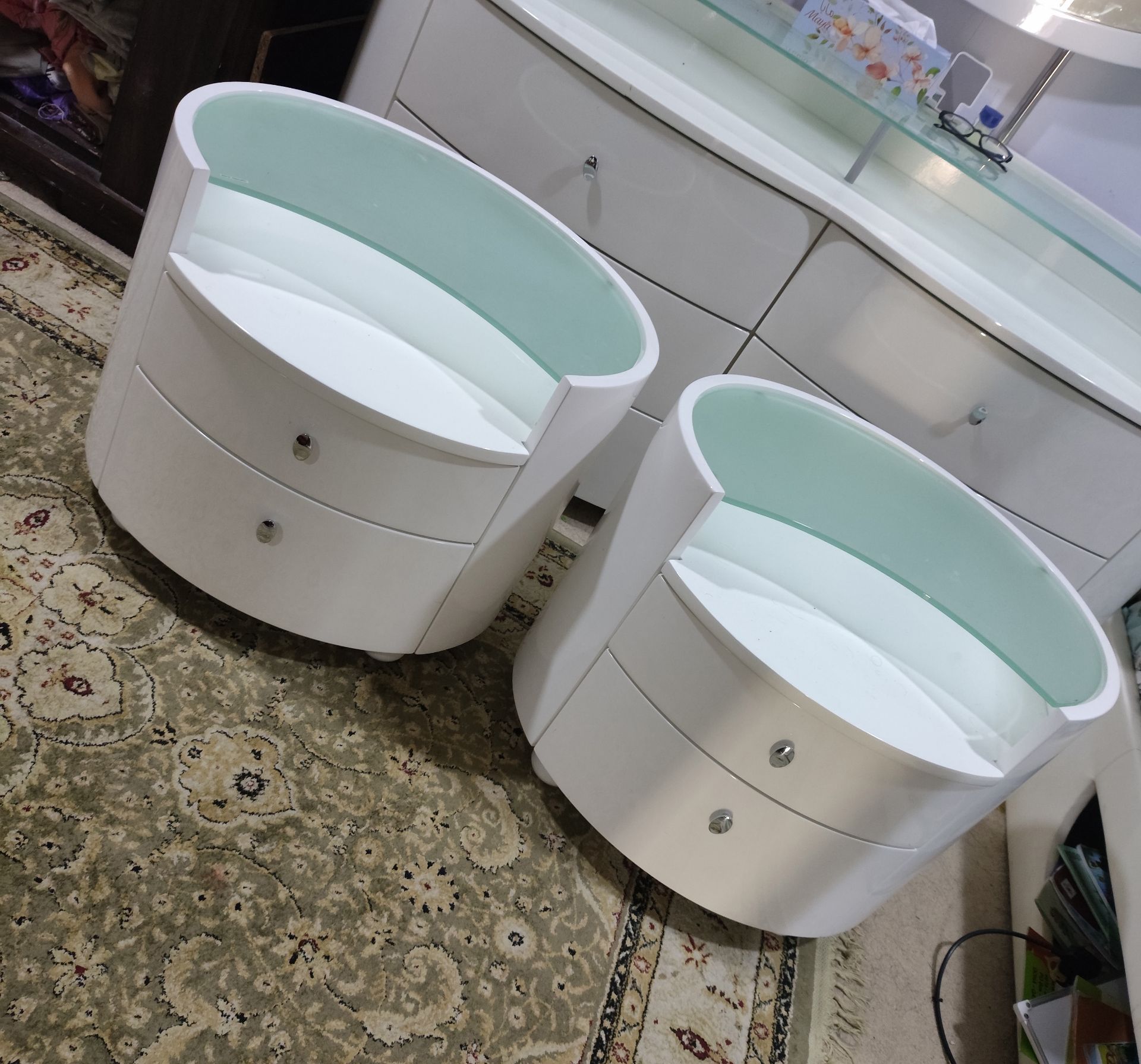 Urgent For sale - Image 8