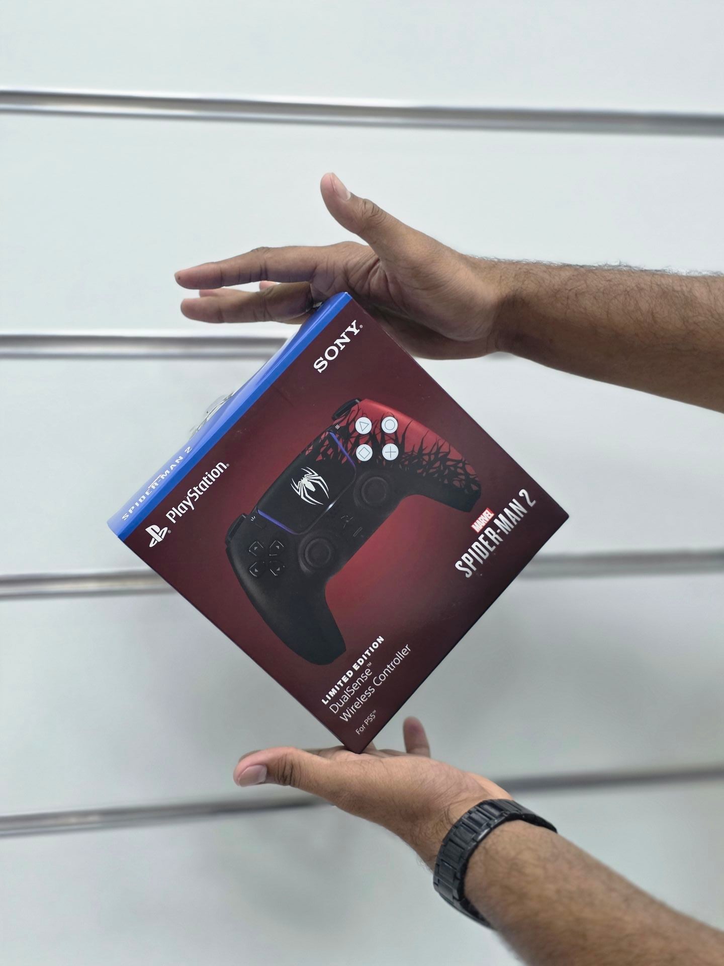PS5 SONY CONTROLLER  - Image 2