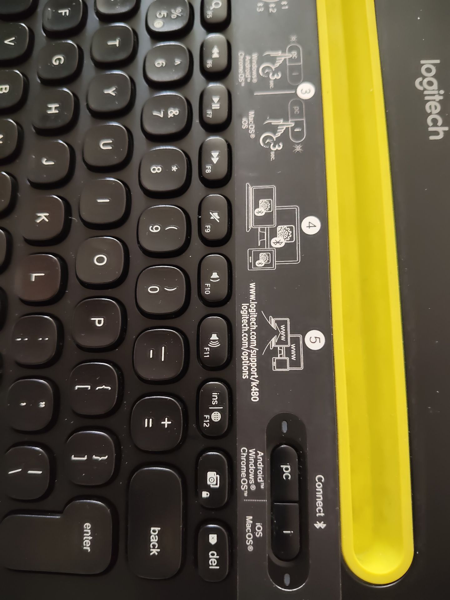 Bluetooth key board  - Image 4