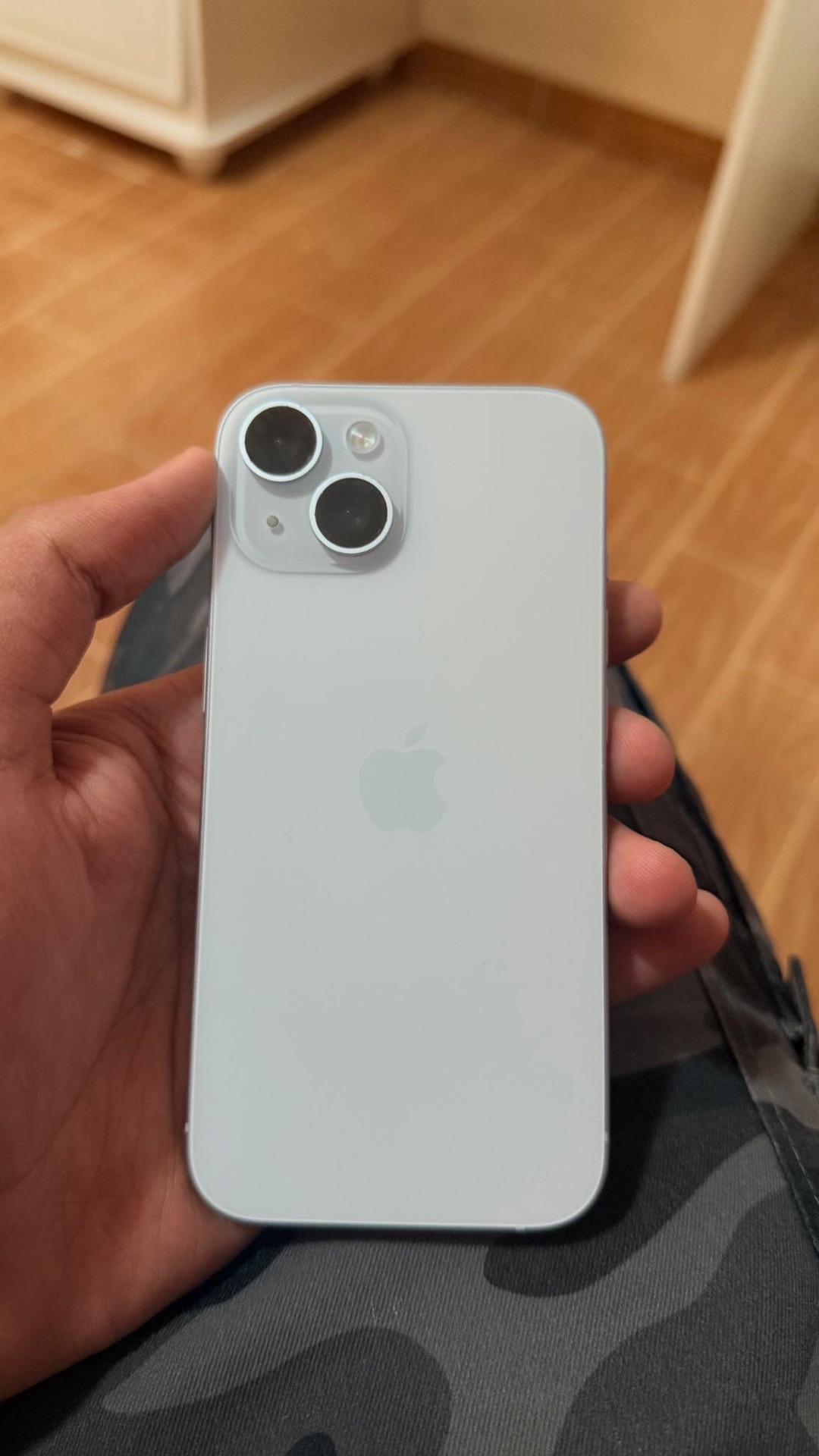 iPhone 15 ( 256gb+box+charger) Can negotiate  - Image 2