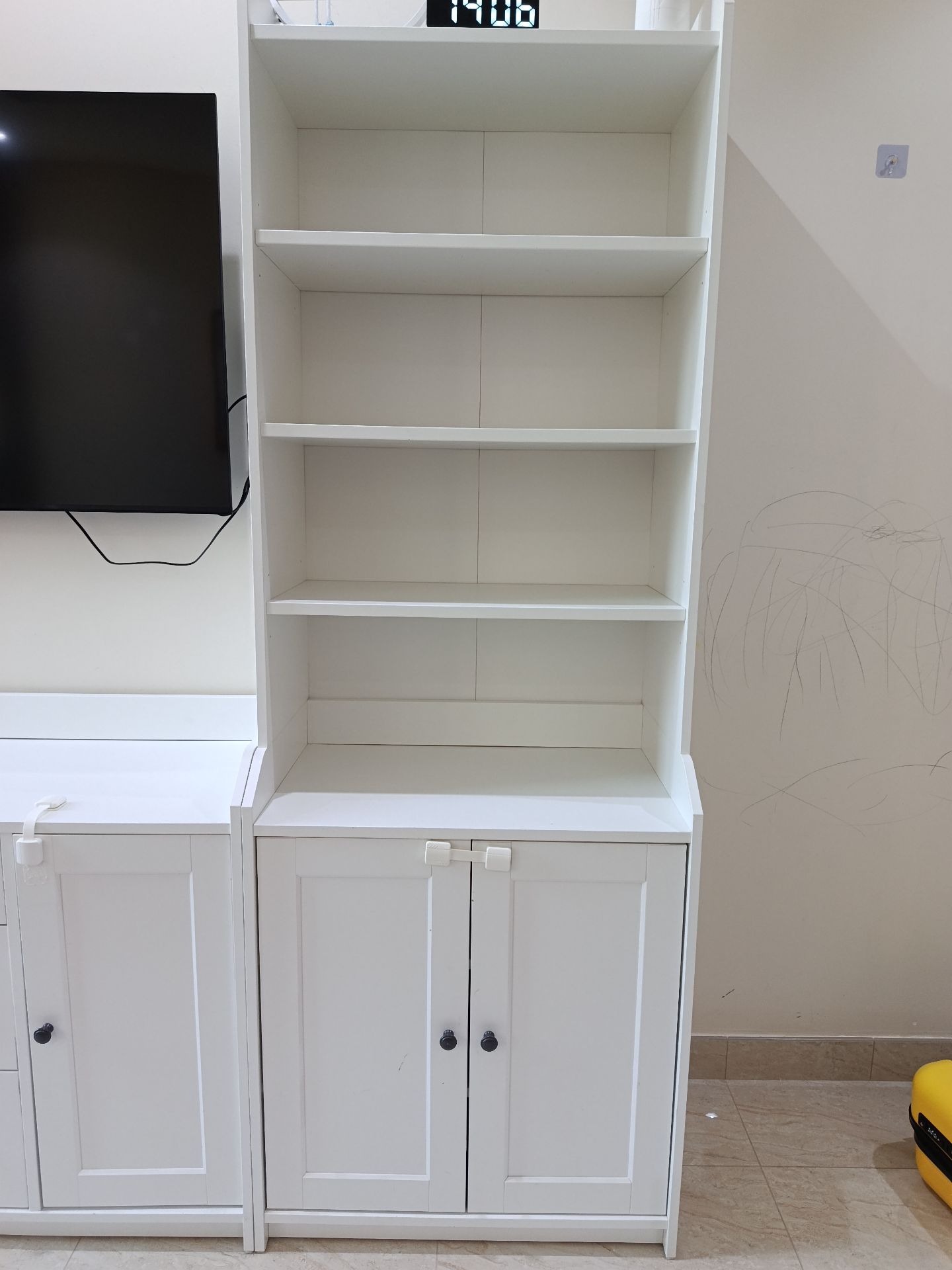 Cupboard with Shelves  - Image 4