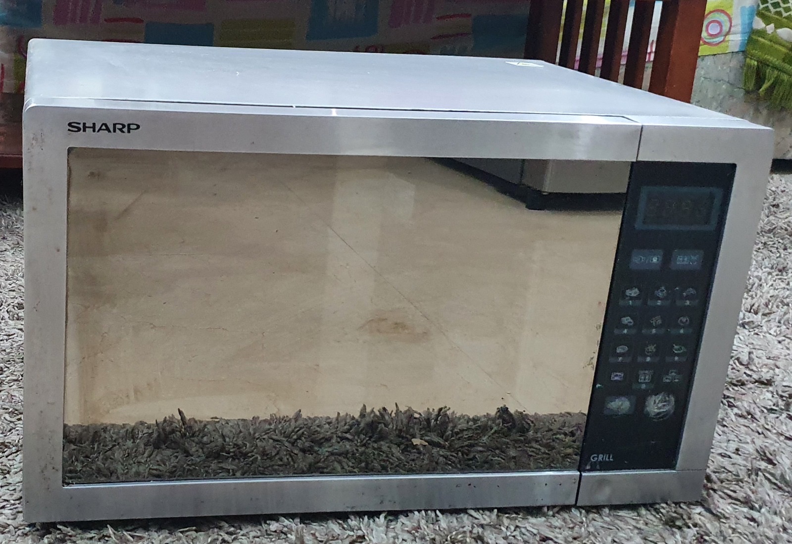 Sharp microwave - Image 1