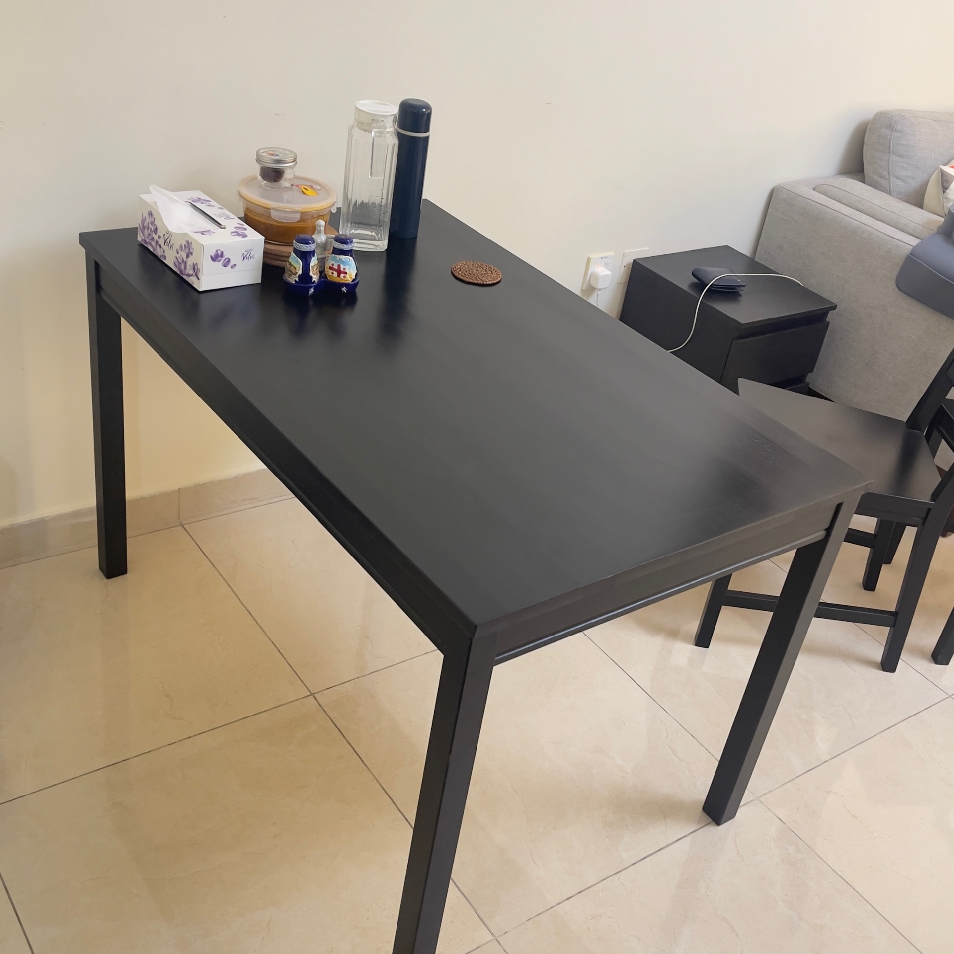 Black Dining Table for Sale – Very Good Condition - Image 2