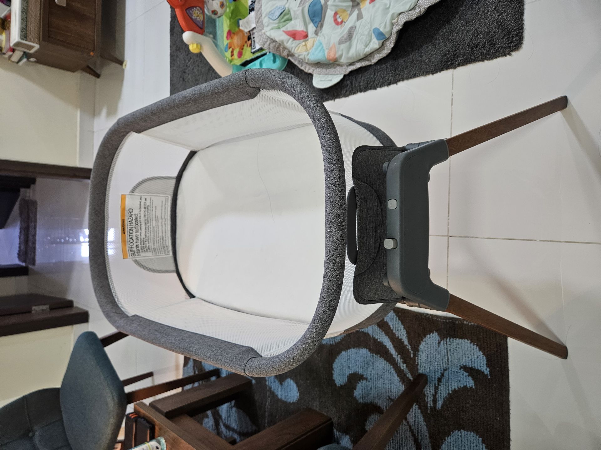 Chicco Lullaglide travel crib - Image 4